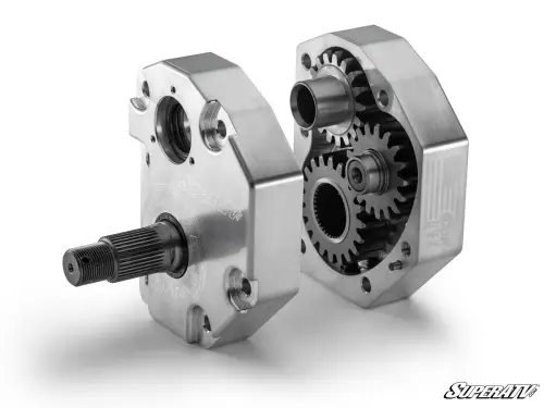 SuperATV - SuperATV 4" Portal Gear Lift for Can-Am (2025-26) Outlander (30% Gear Reduction, Billet Housing)