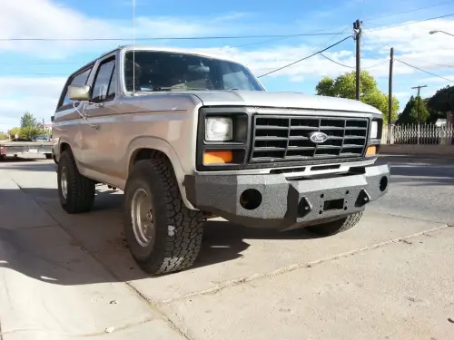 Iron Bull Bumpers - Iron Bull Front Bumper for Ford (1980-86) Bronco