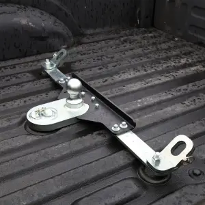 GEN-Y Hitch - GEN-Y Hitch GoosePuck GEN 2 for Chevy/GMC (2018-19) Short or Long Bed - Image 4