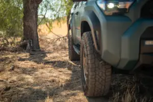 DV8 Offroad - DV8 Offroad OE Plus Side Steps for Toyota (2025) 4Runner - Image 11