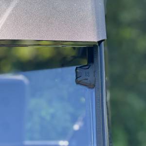 HighLifter - High Lifter Seizmik Toolless Versa-Vent Windshield for Honda (2014-25) Pioneer 700 (UV Resistant) - Image 7