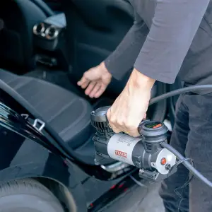 Viair - Viair 85P Every Vehicle Carry Digital Portable Compressor (Twist-On Chick) - Image 4