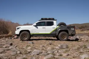 DV8 Offroad - DV8 Offroad OE Plus Side Steps for Toyota (2024-26) Tacoma, Double Cab - Image 8
