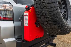 Smittybilt - Smittybilt Defender Hitch Mounted Swing-Out Tire Carrier - Image 1
