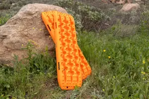 DV8 Offroad - DV8 Offroad Xtract Mini Traction Board Pair | Tan - Image 15