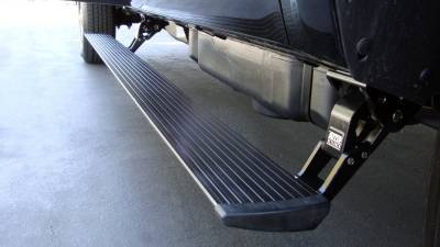 Exterior Accessories - Nerf Bars & Steps - Powered Steps